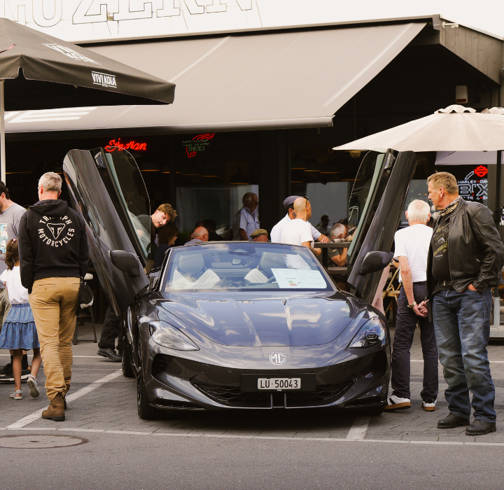 MG-Meet beim Ace Cafe Luzern presented by Th. Willy