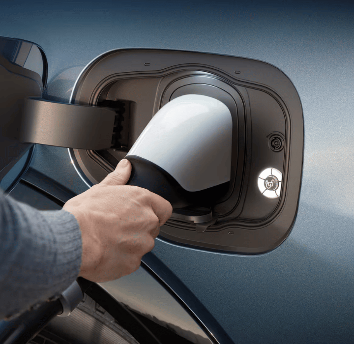 Hohe Spritpreise: Warum sich ein Elektroauto gerade jetzt lohnt